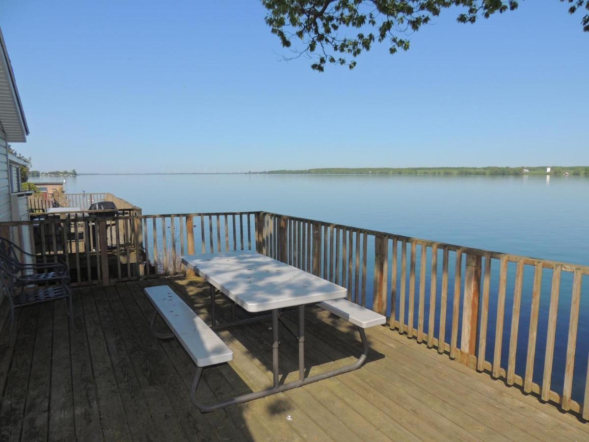 Angel Rock Waterfront Cottages Cape Vincent Extérieur photo