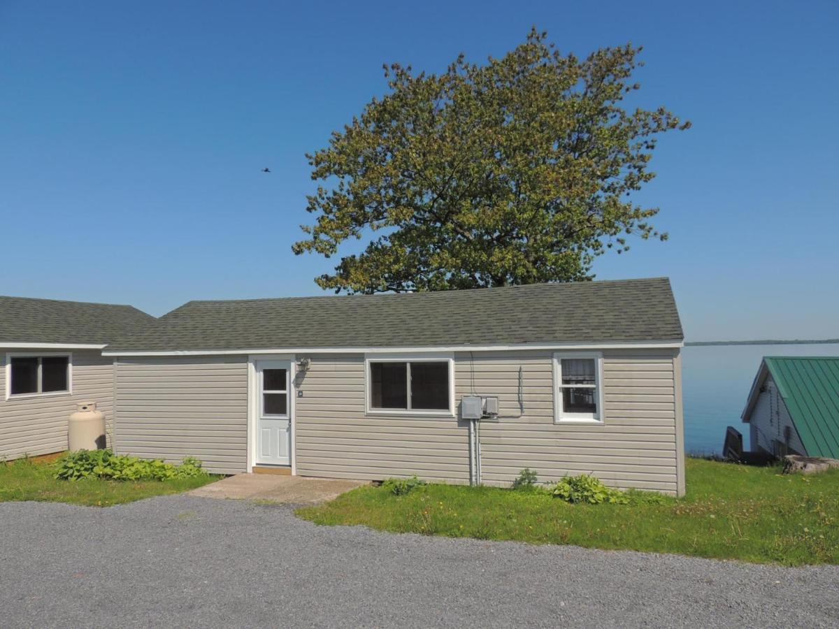 Angel Rock Waterfront Cottages Cape Vincent Extérieur photo
