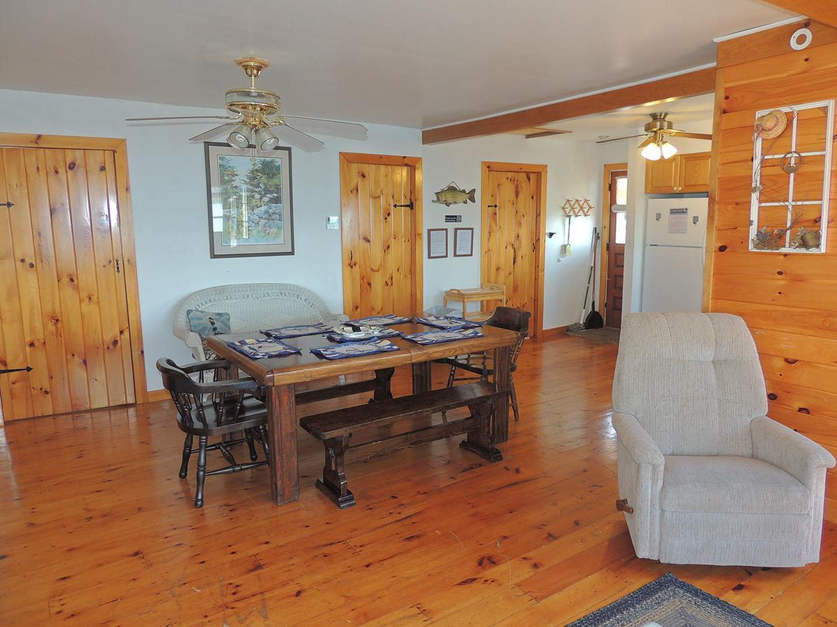 Angel Rock Waterfront Cottages Cape Vincent Extérieur photo