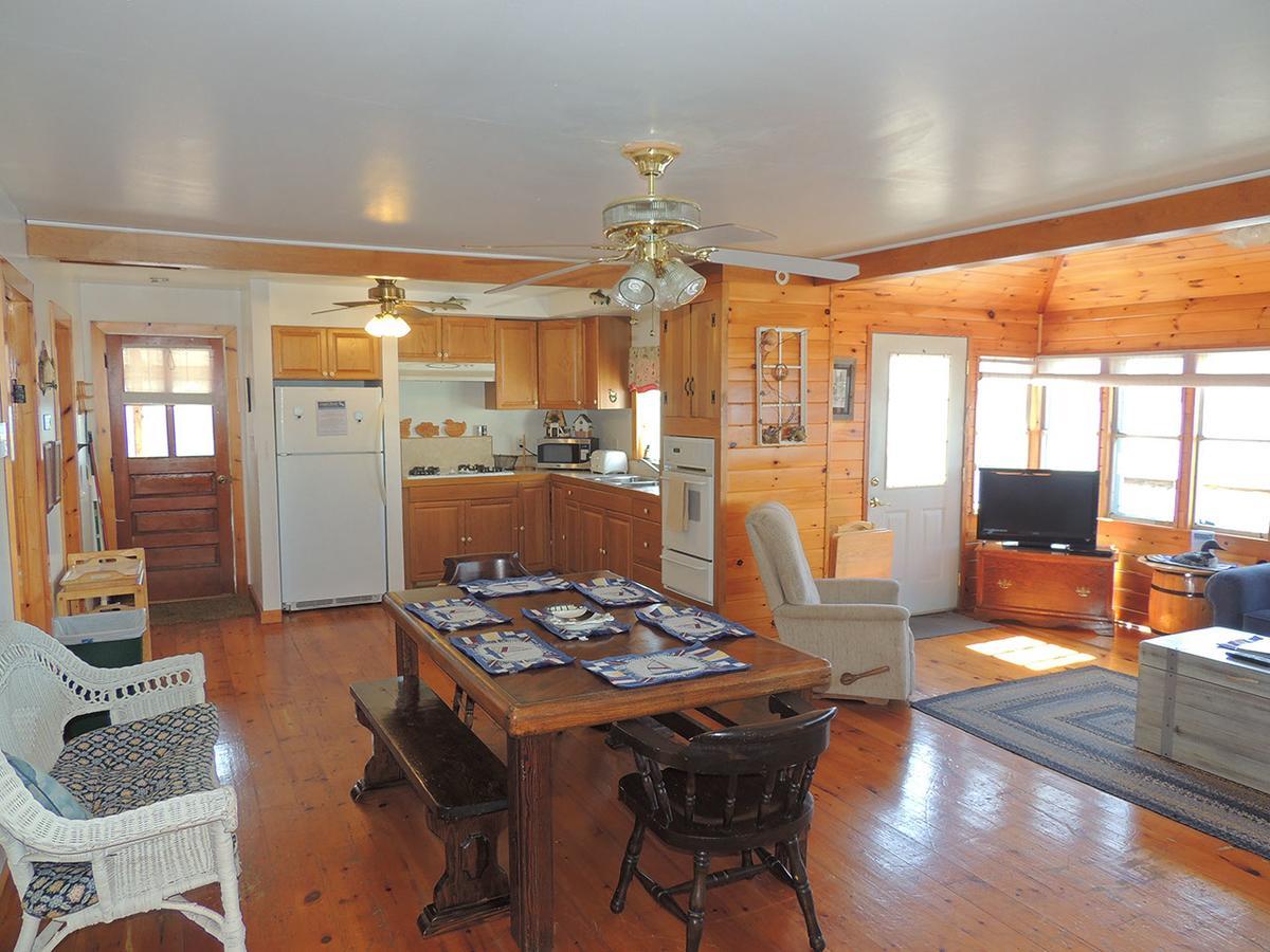 Angel Rock Waterfront Cottages Cape Vincent Extérieur photo